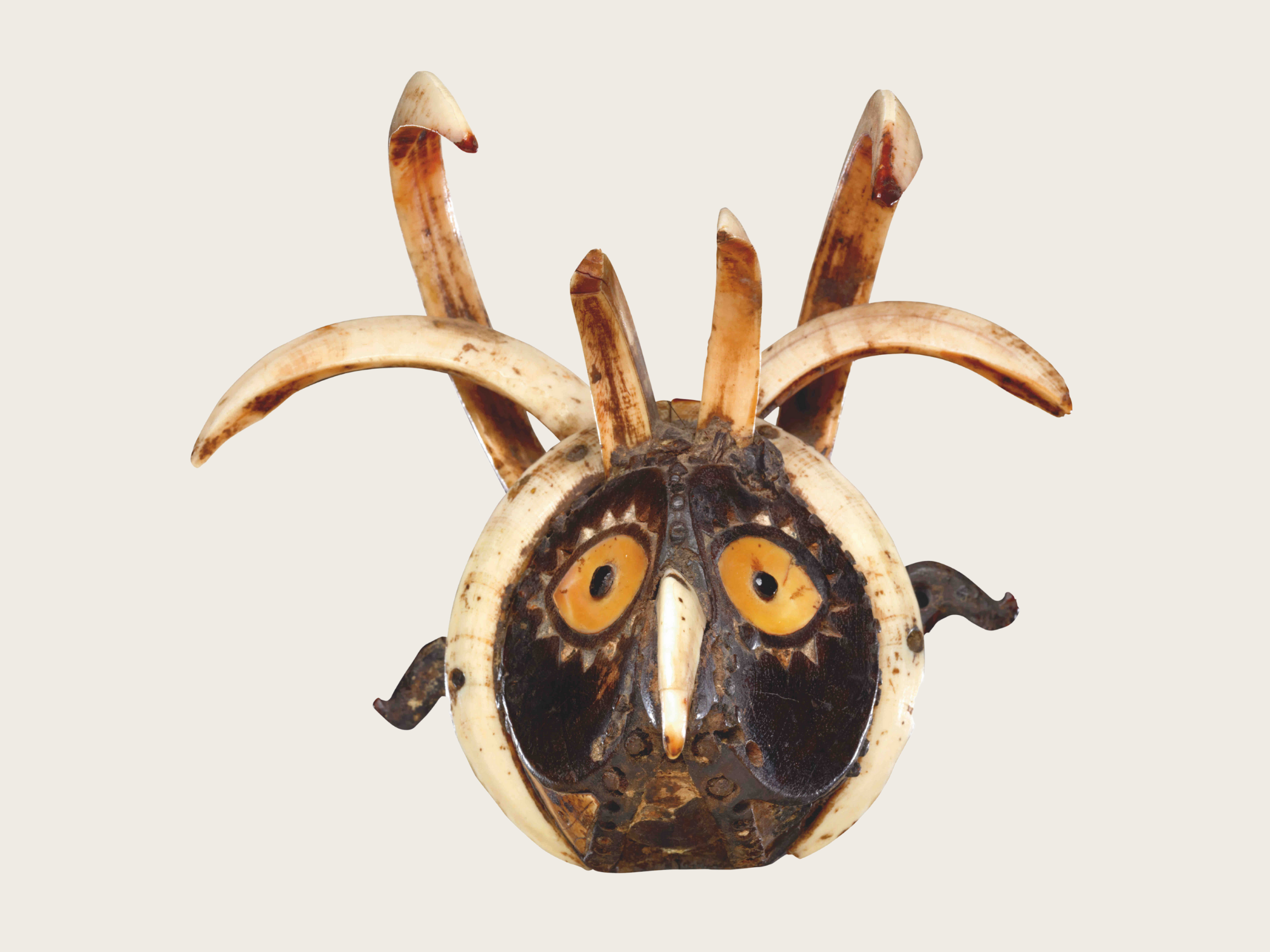 Emblems of Affiliation: Sculptural Arts and Ornament from Island